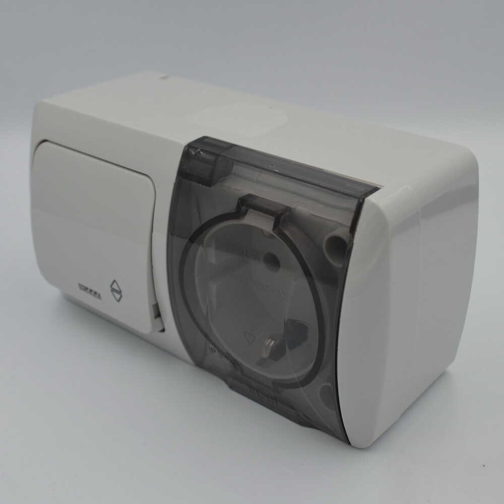 Вимикач EVA світло-сірий прохідний 1кл накладний з підсвіткою+розетка 1-на з кришкою IP54 фото 3