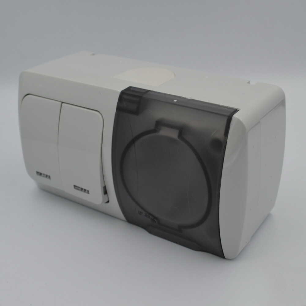 Вимикач EVA світло-сірий прохідний 2кл накладний з підсвіткою+розетка 1-на з кришкою IP54 фото 3