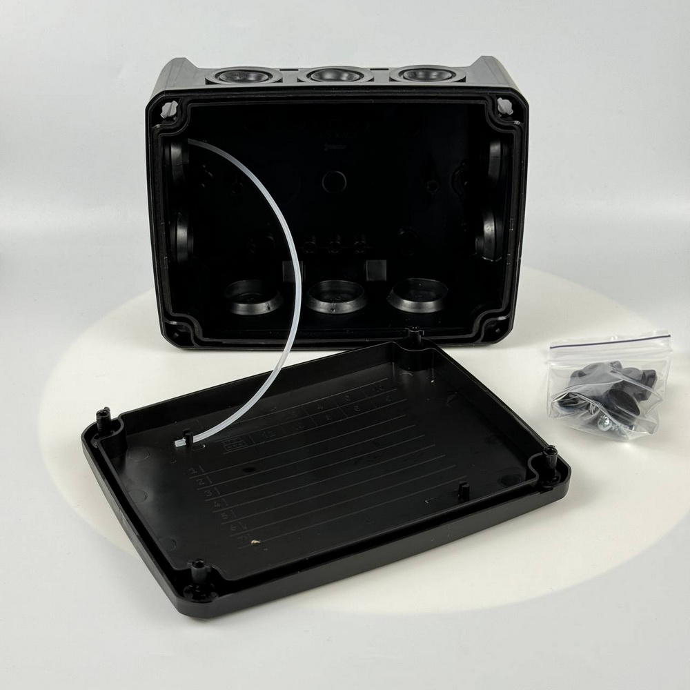 Коробка розподільча СКІМ 163х123х68 (К160В) чорна IP66 фото 2